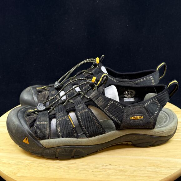 Keen Waterproof Slip On Sandals Men's Size 11 Black Hiking Athletic Comfort - Picture 2 of 10